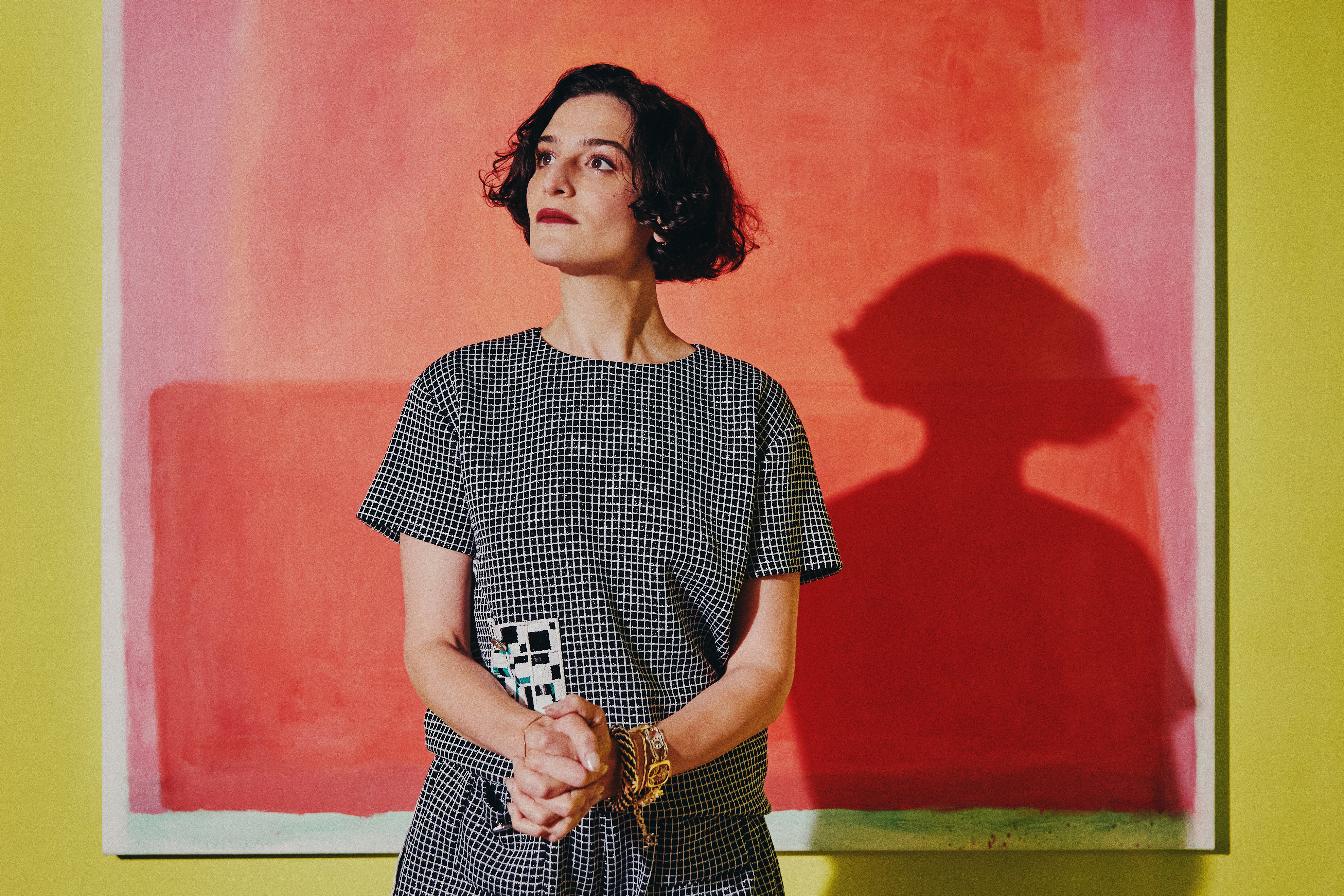 Dying For Sex's Jenny Slate Takes On A Technicolor Townhouse BTS On Set with Story And Rain