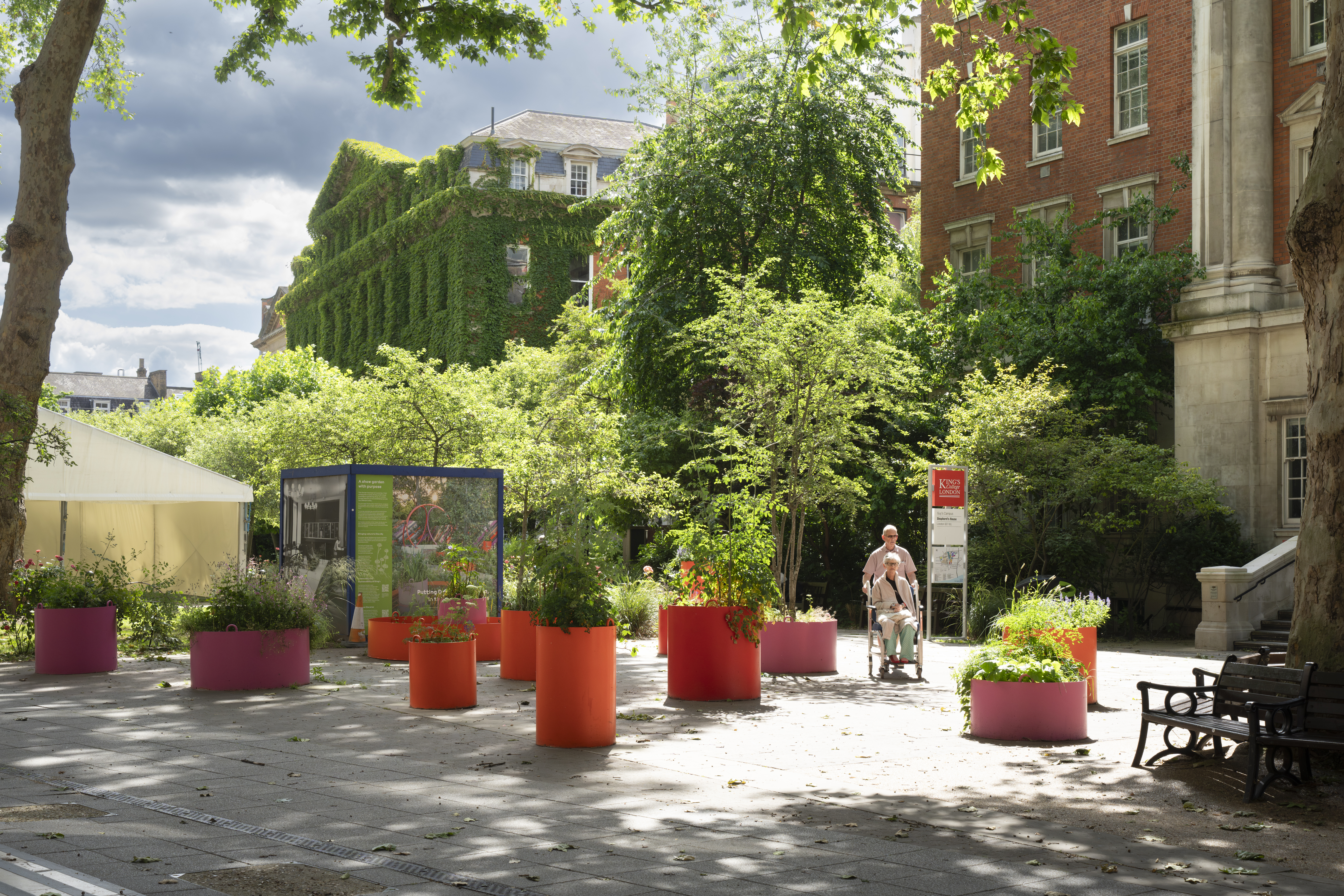 Guy's Memorial Garden and Courtyards