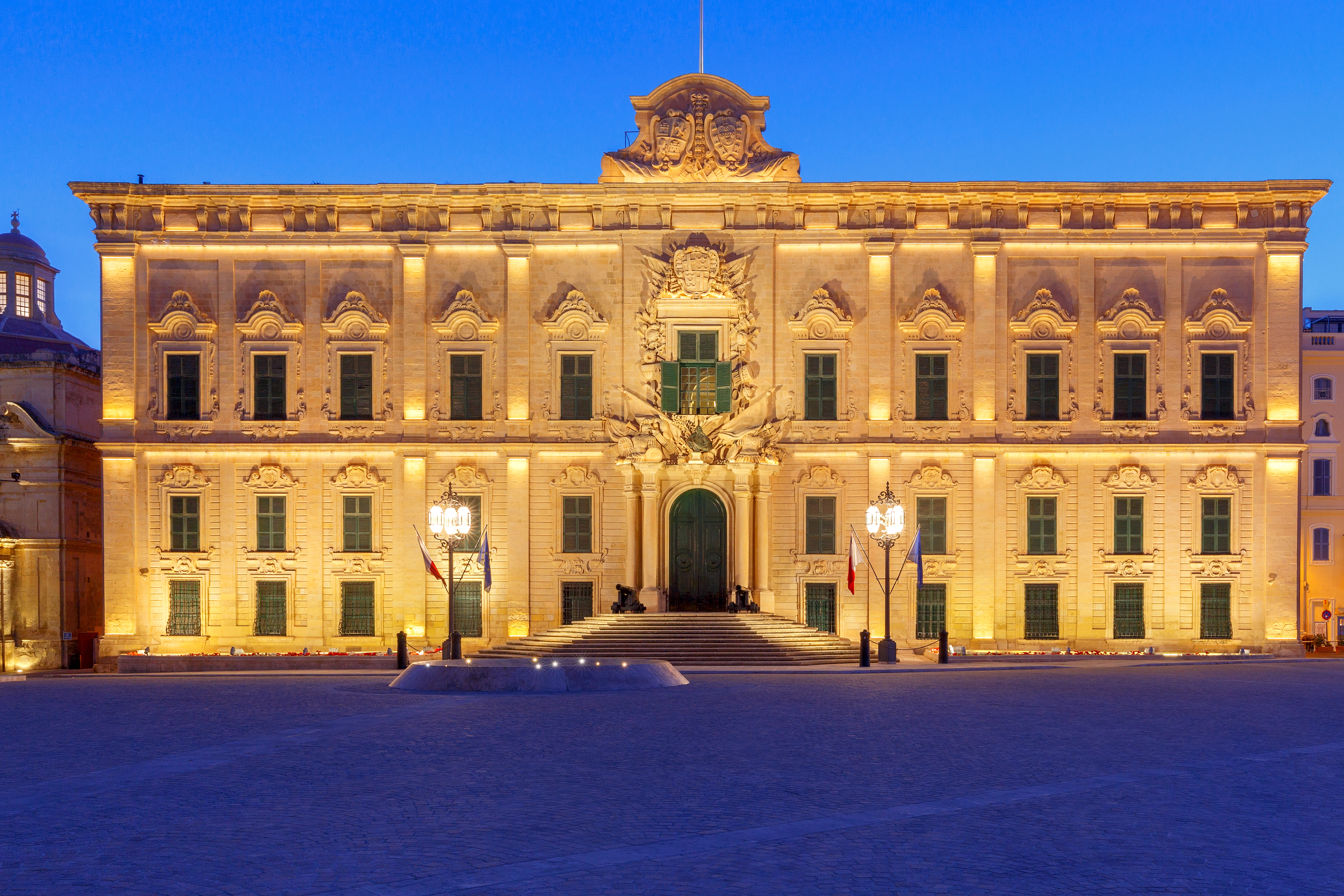 The Pillar of Confidence: How Malta's Hybrid Legal System Attracts Global Investors