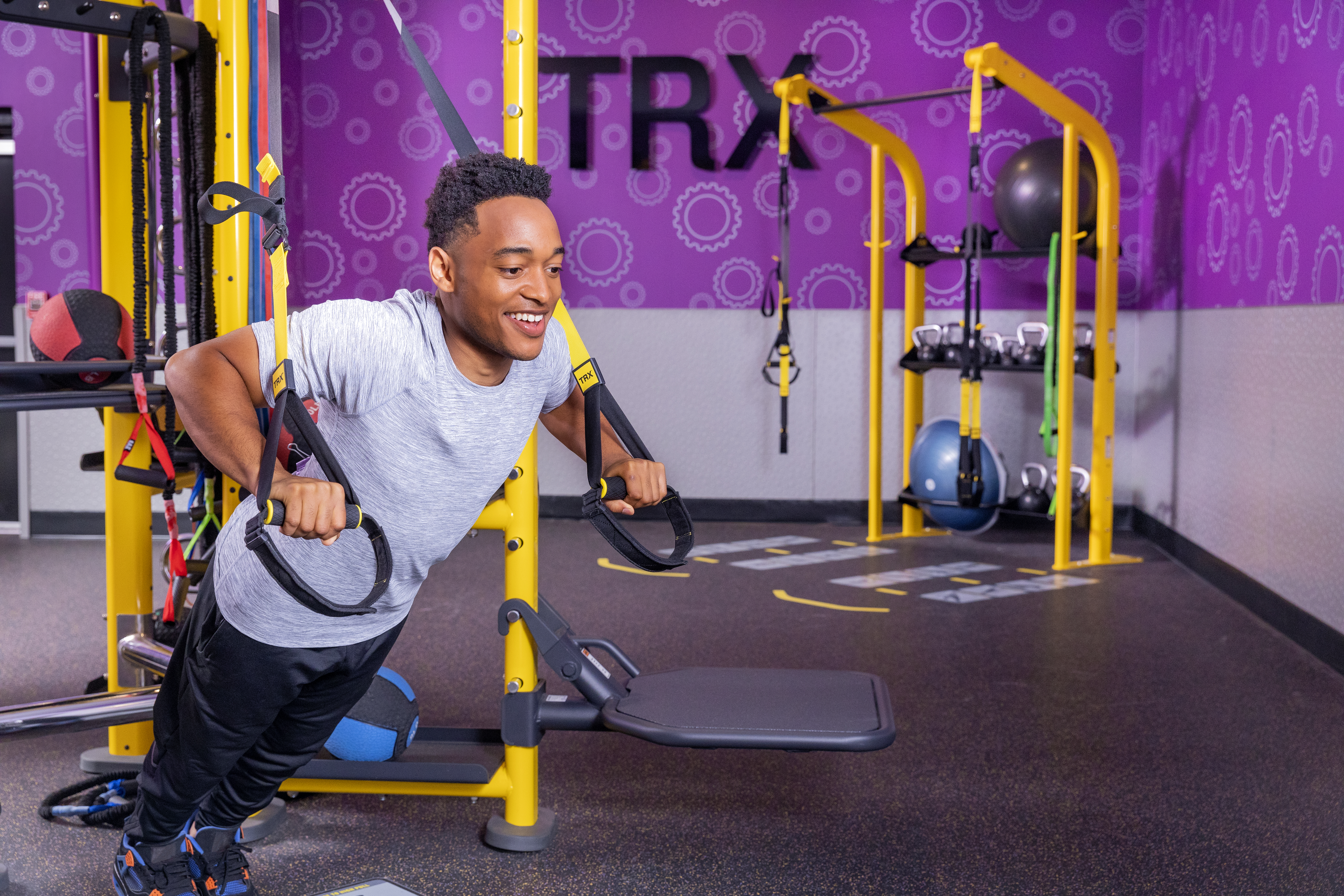 Helpful Exercise Variations For Beginner TRX Users 