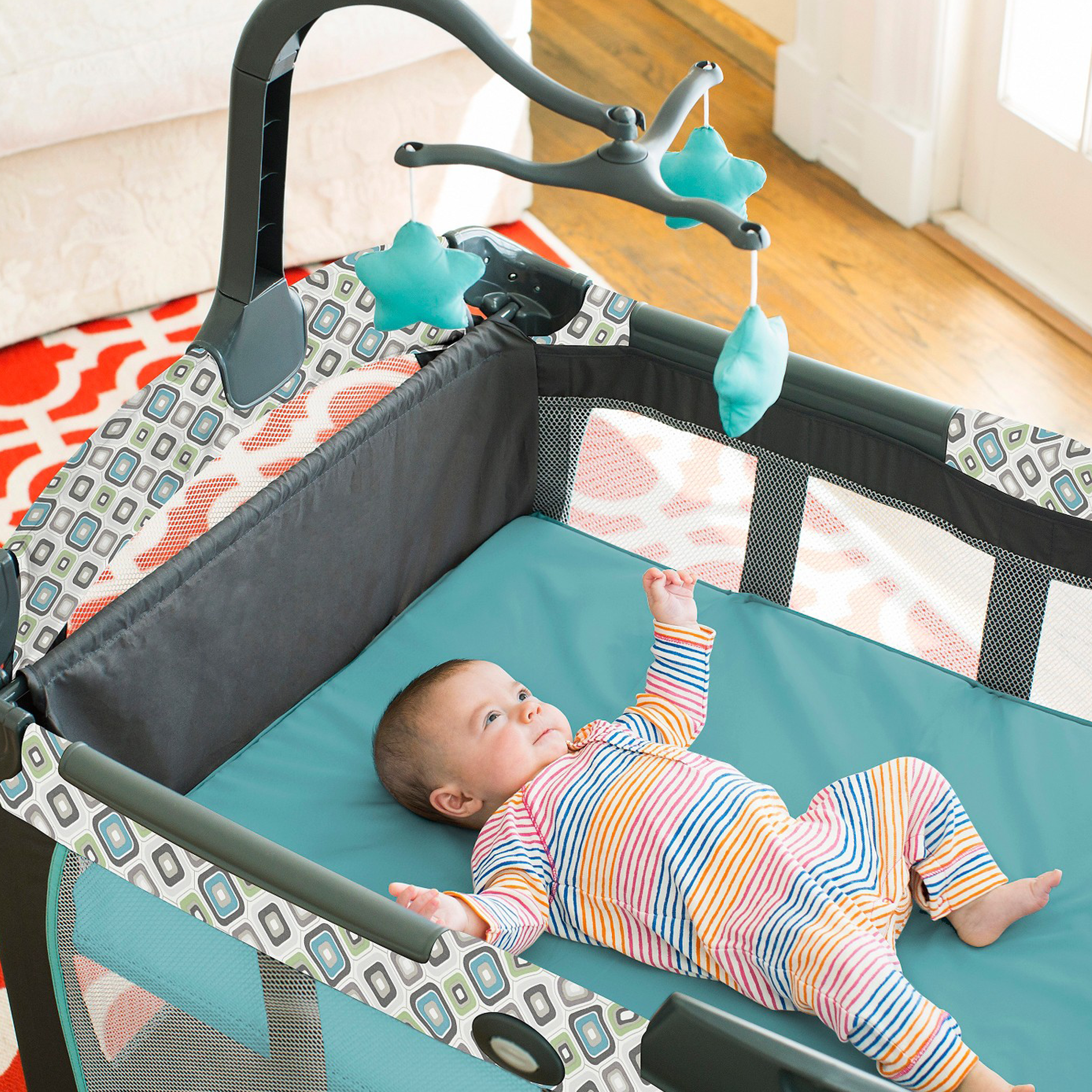 removing bassinet from pack n play