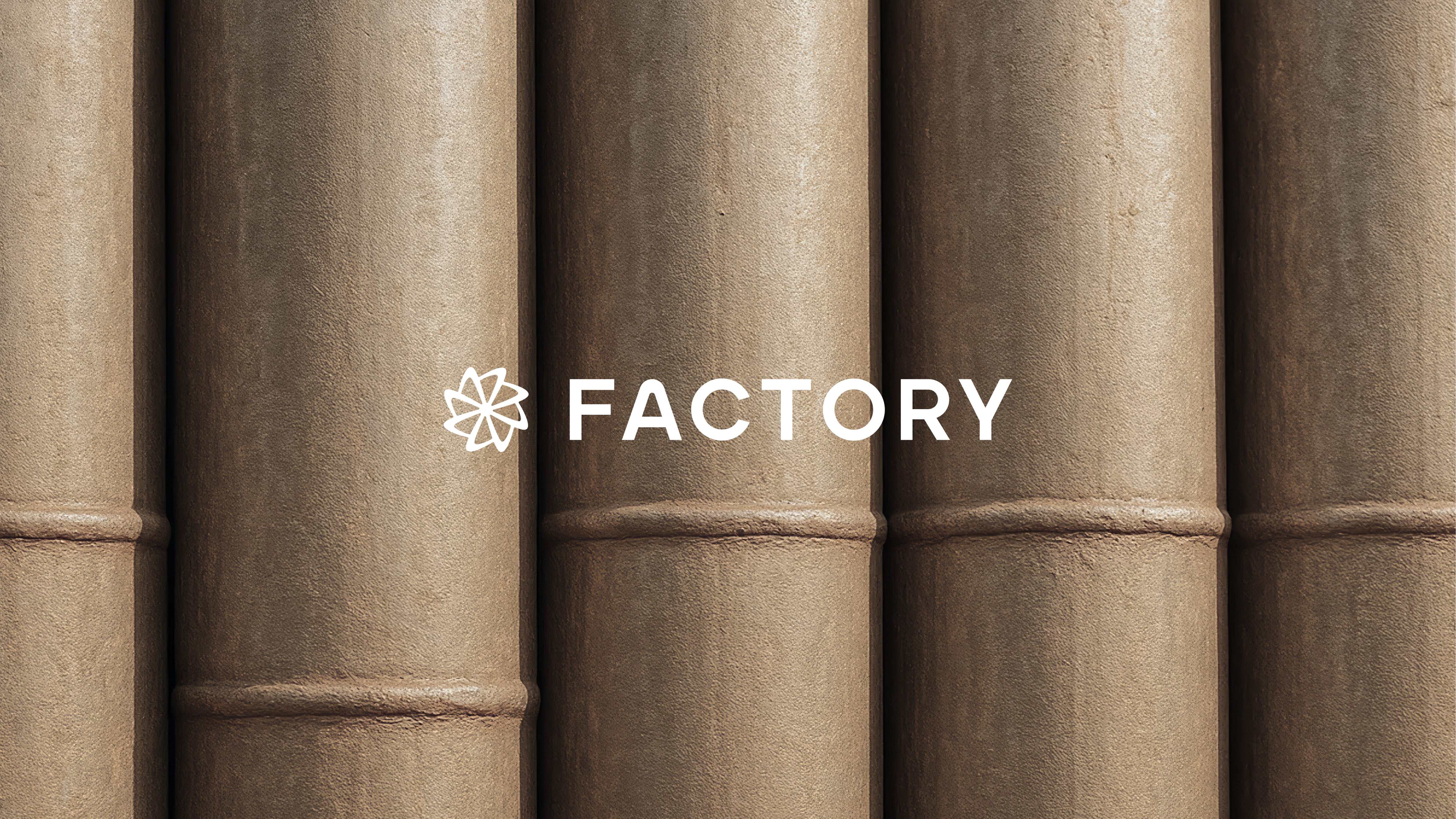 竹子背景上的 Factory 標誌