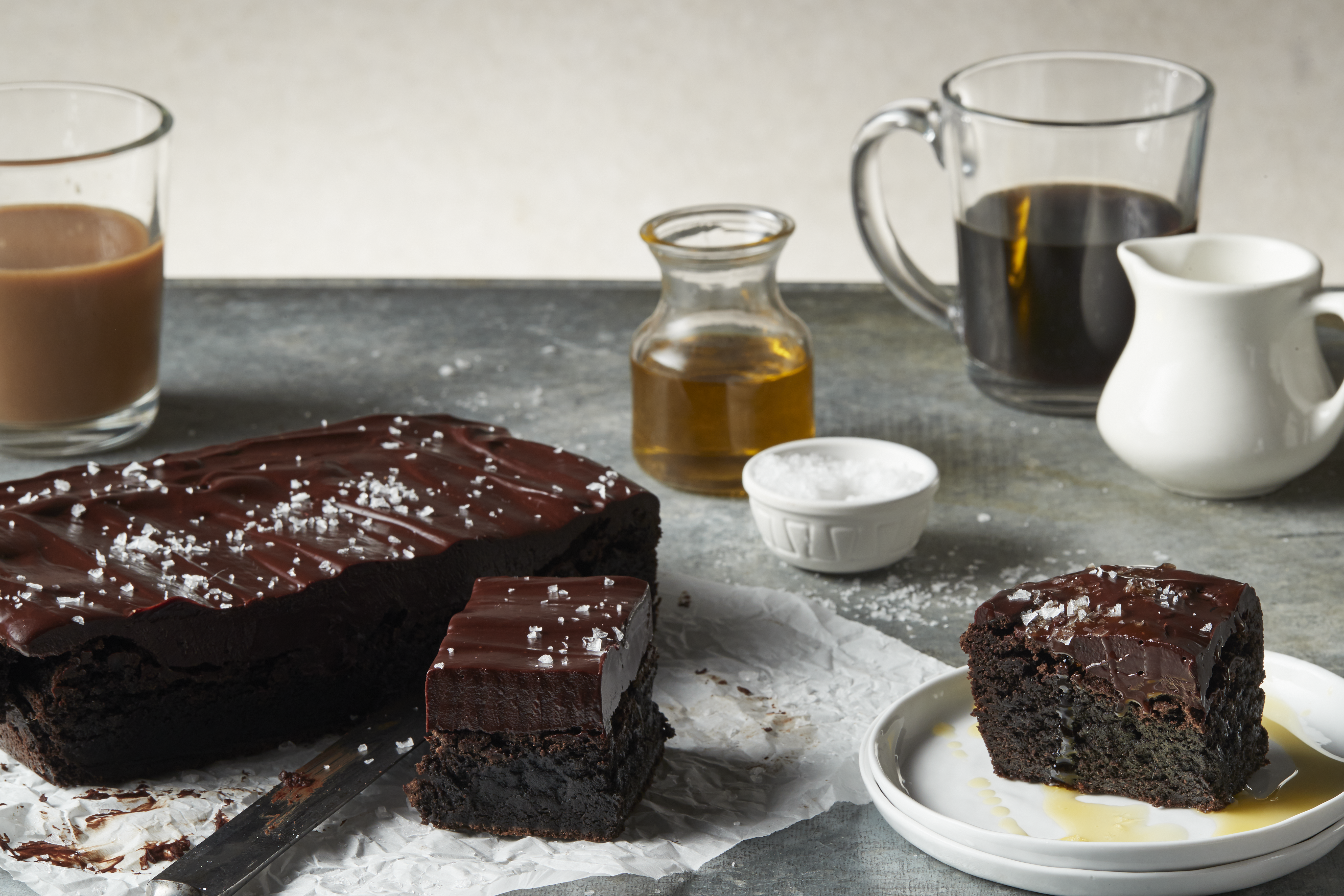 VGPNWX5WQTq5IE0Vi0wd_kitchenaid_sifter_brownies_2856.png