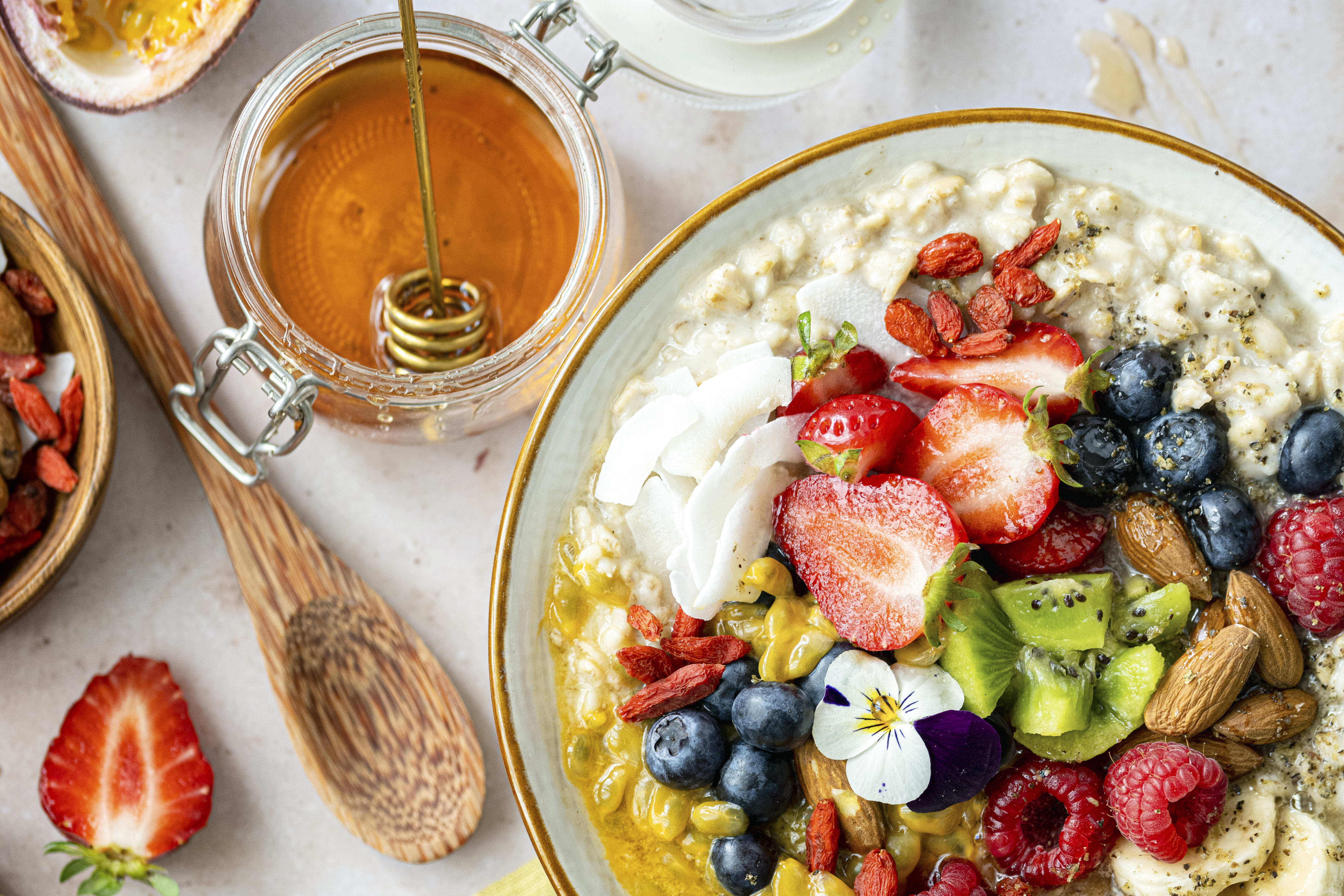 Entdecke das perfekte Porridge. Schritt für Schritt Anleitung für einen sättigenden und gesunden Frühstück. Fang heute noch an, klicke hier!