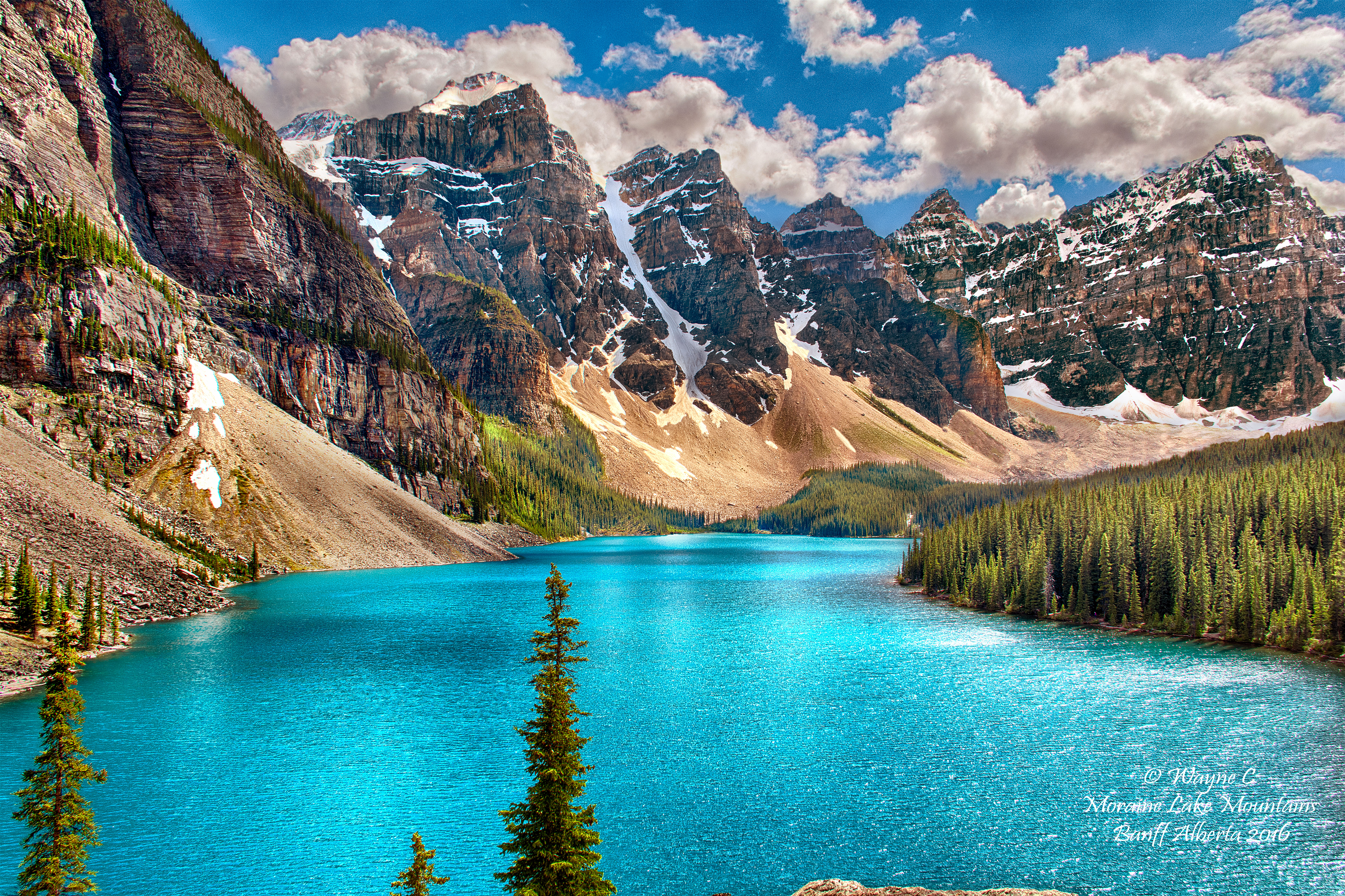 UGC - 26416023 - Wayne C. - Moraine Lake. Link:https://platform.newspark.ca/mediaitem/26416023?vid=123