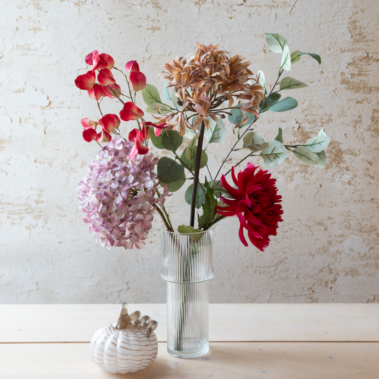 Herbstlicher Farbenzauber: Mittel