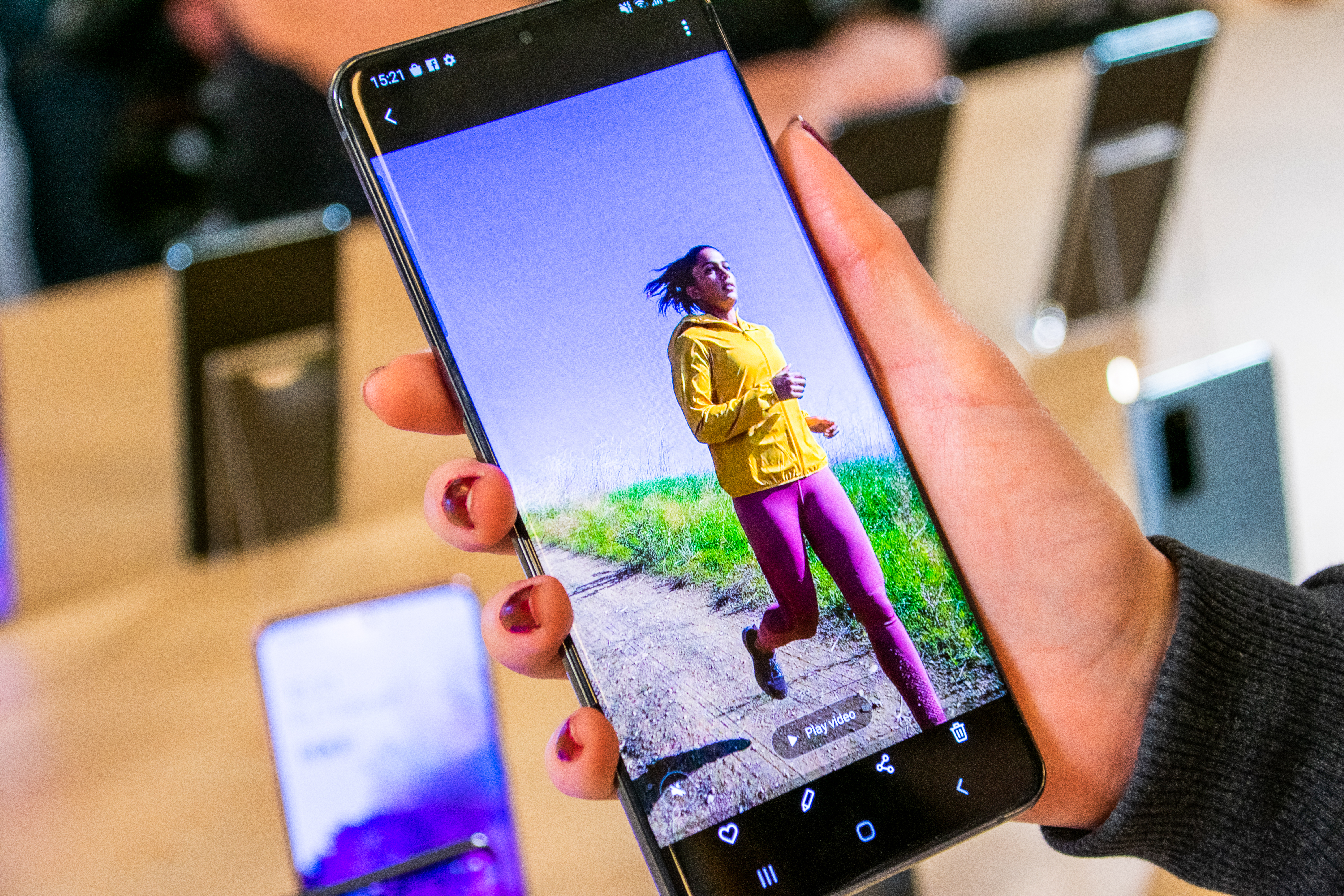 Samsung Galaxy S Vs S10 Which Is Better Samsung Galaxy S Vs S10 Which Is Better