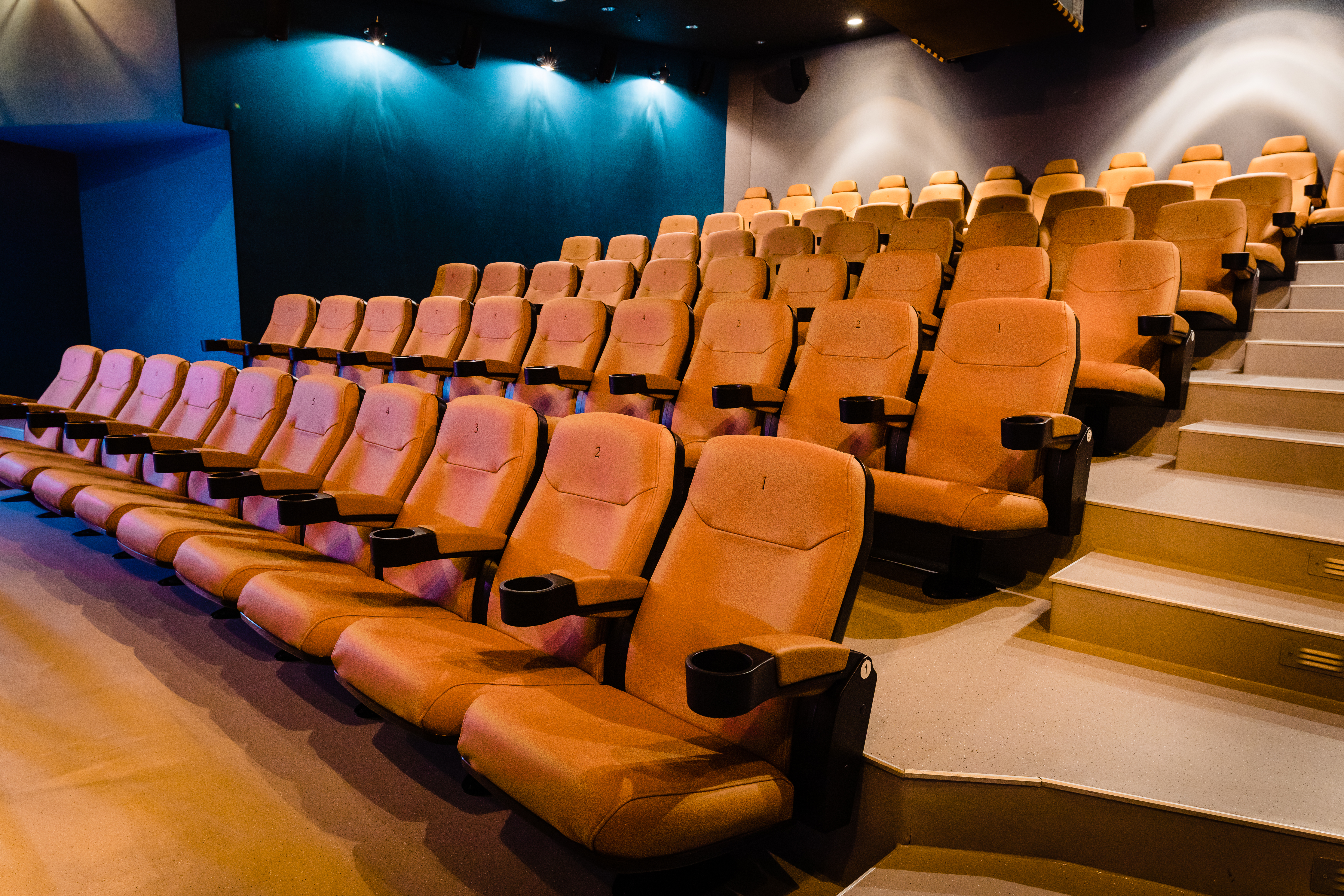 das Thalia - Saalansicht von der Seite