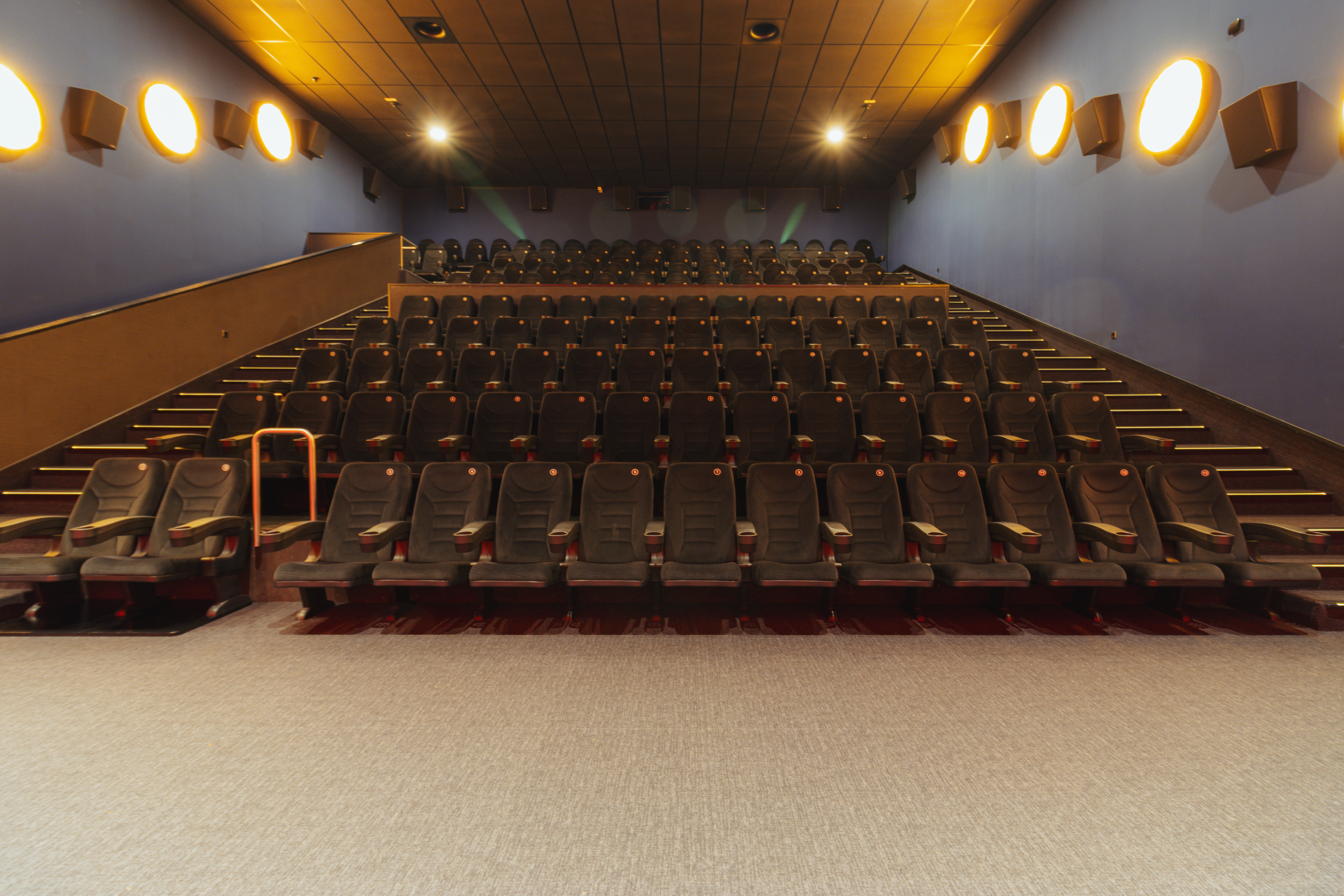 Kino2_GTH_Front