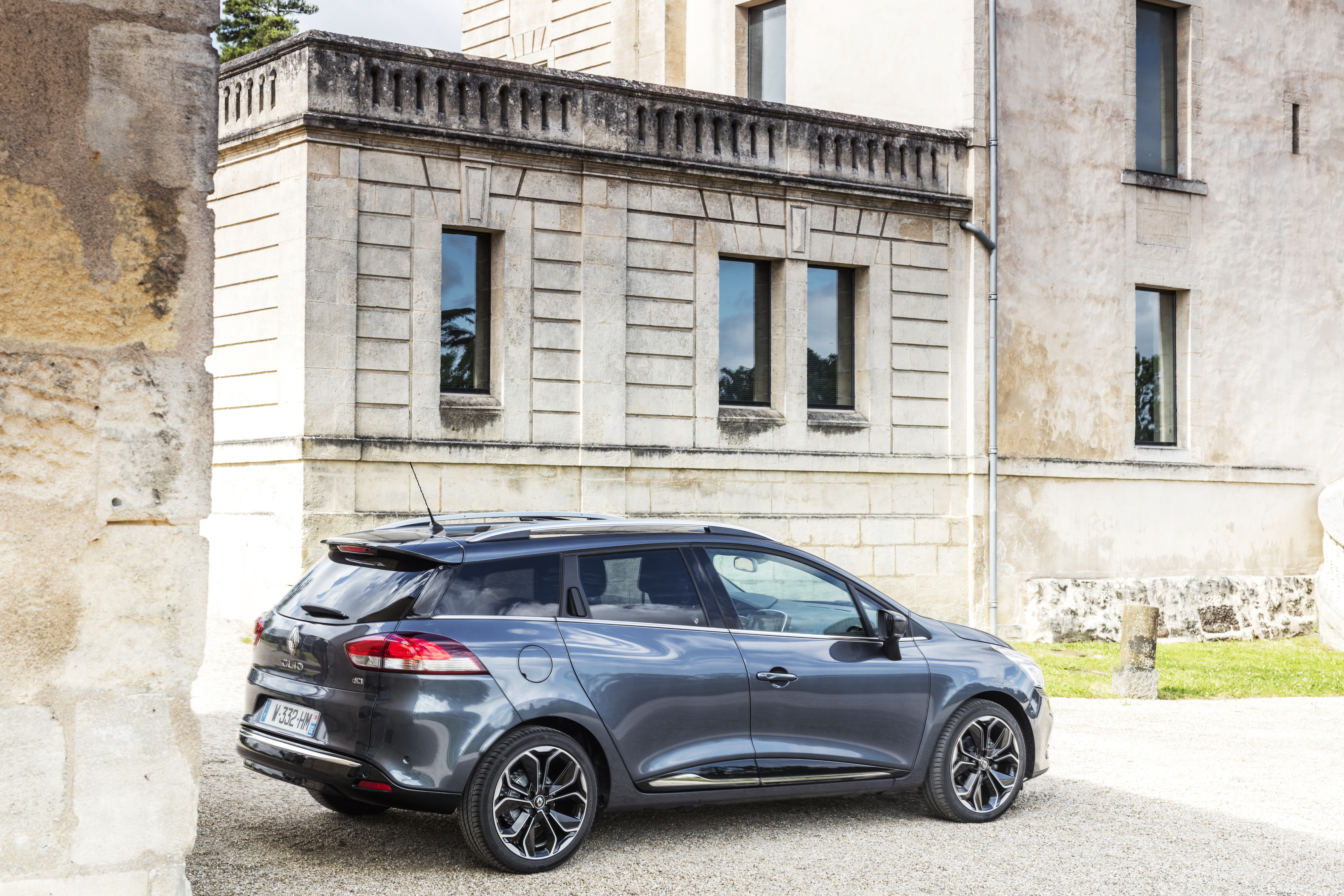 Renault Clio Estate