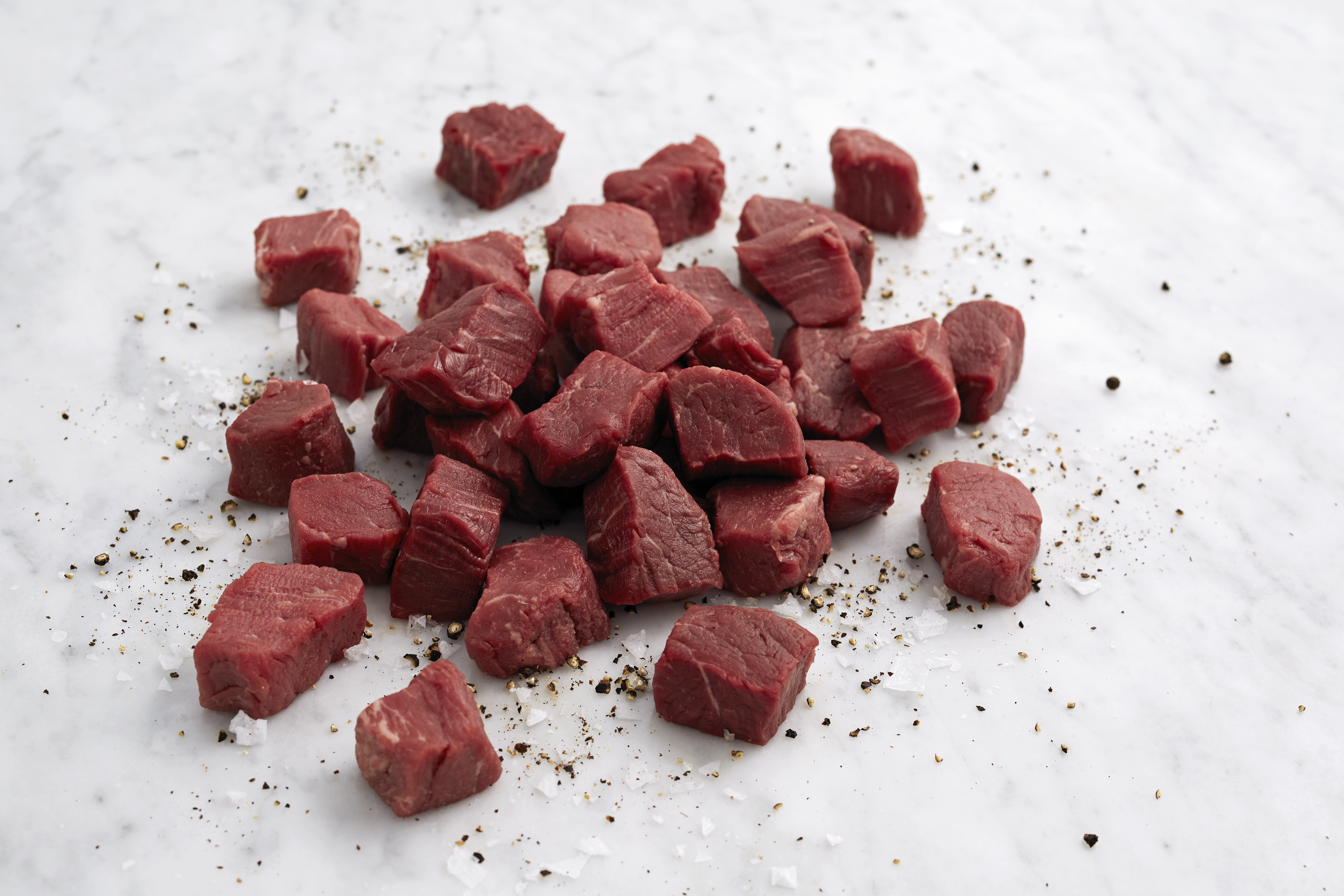1194 7839 WF Raw USDA Choice Beef Tenderloin Tips Beef