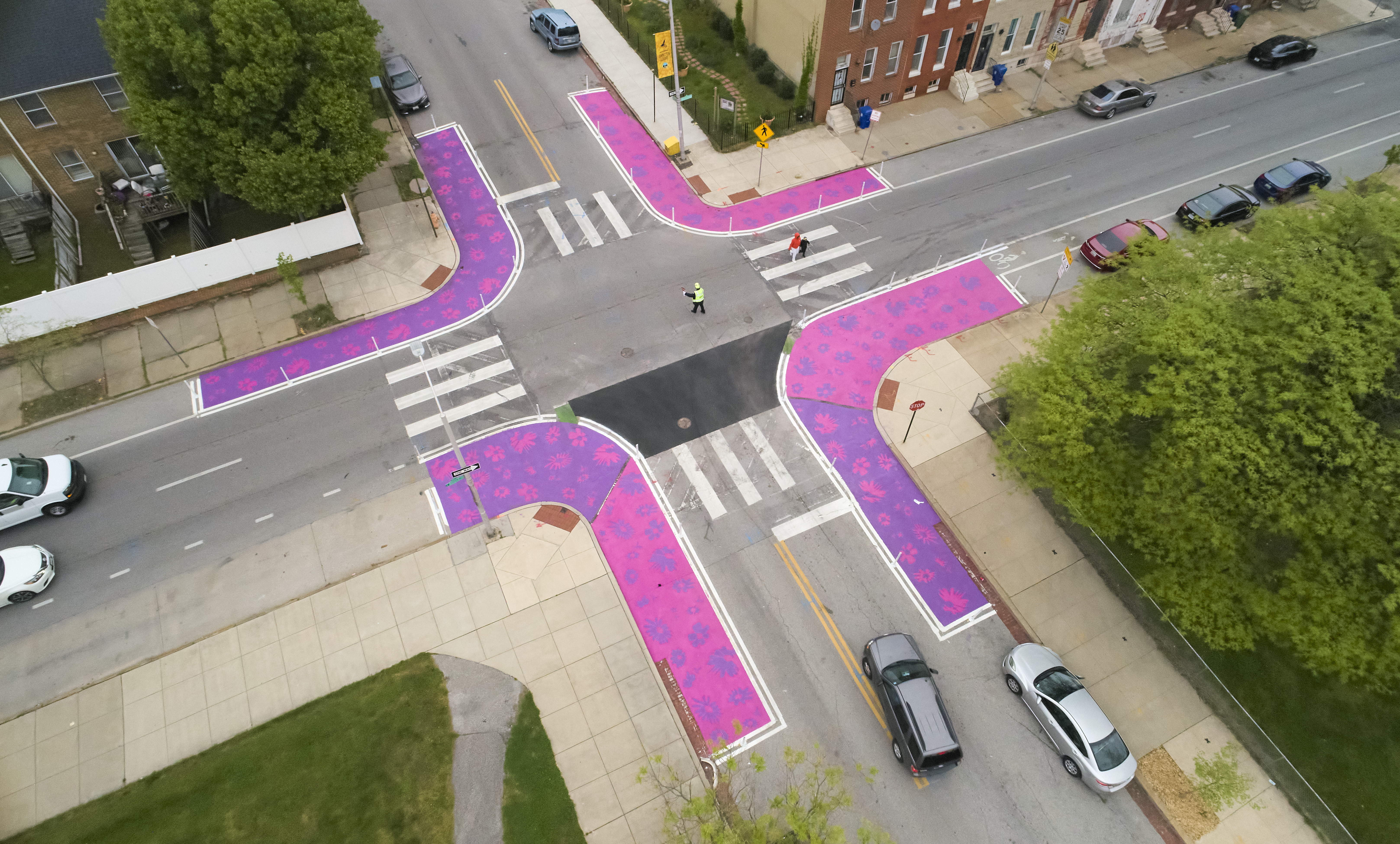 Bee Safe art in Johnston Square. Photo by Bloomberg Philanthropies.
