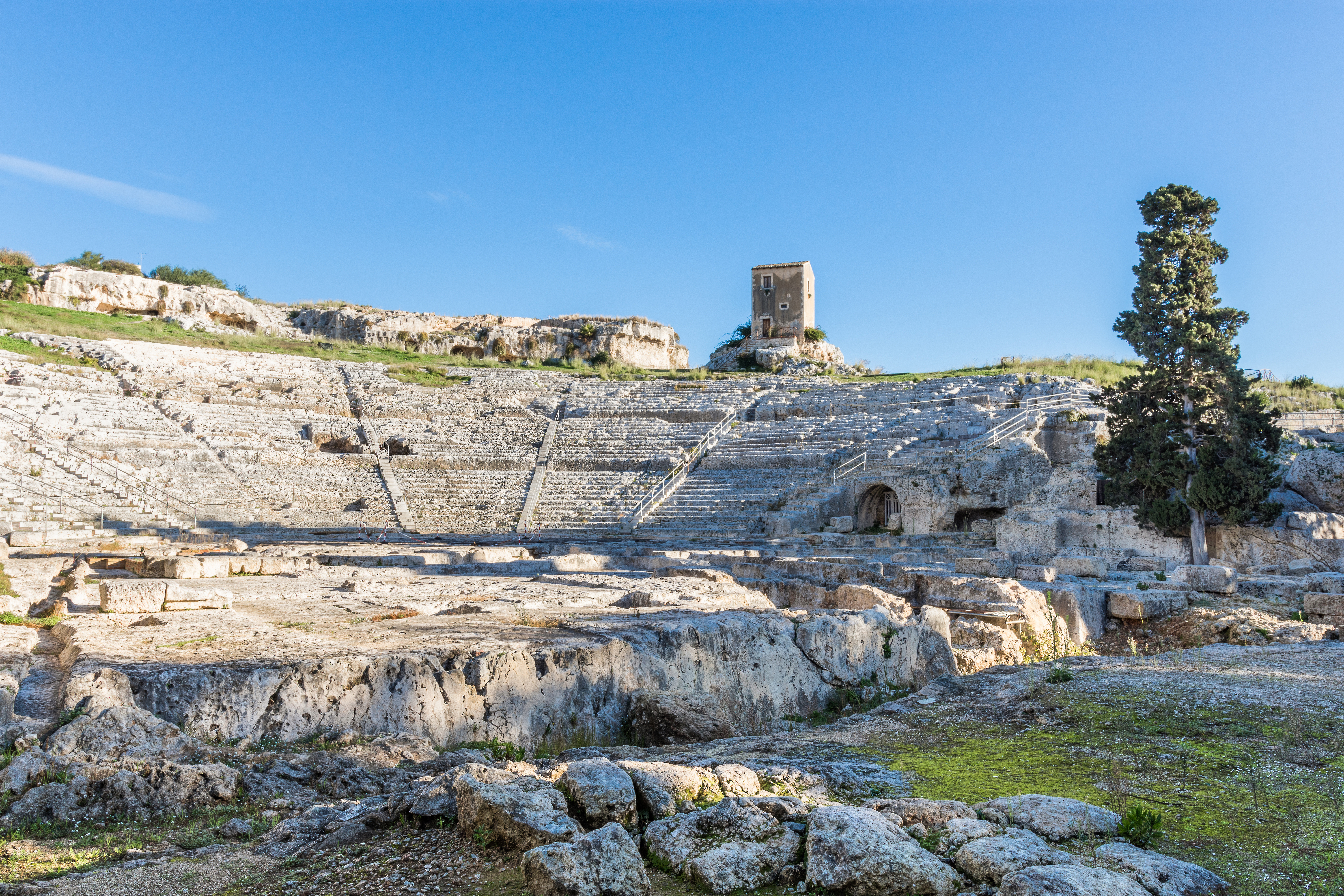 Sicily Architecture: A History of Siracusa in 6 Buildings - Fernwayer