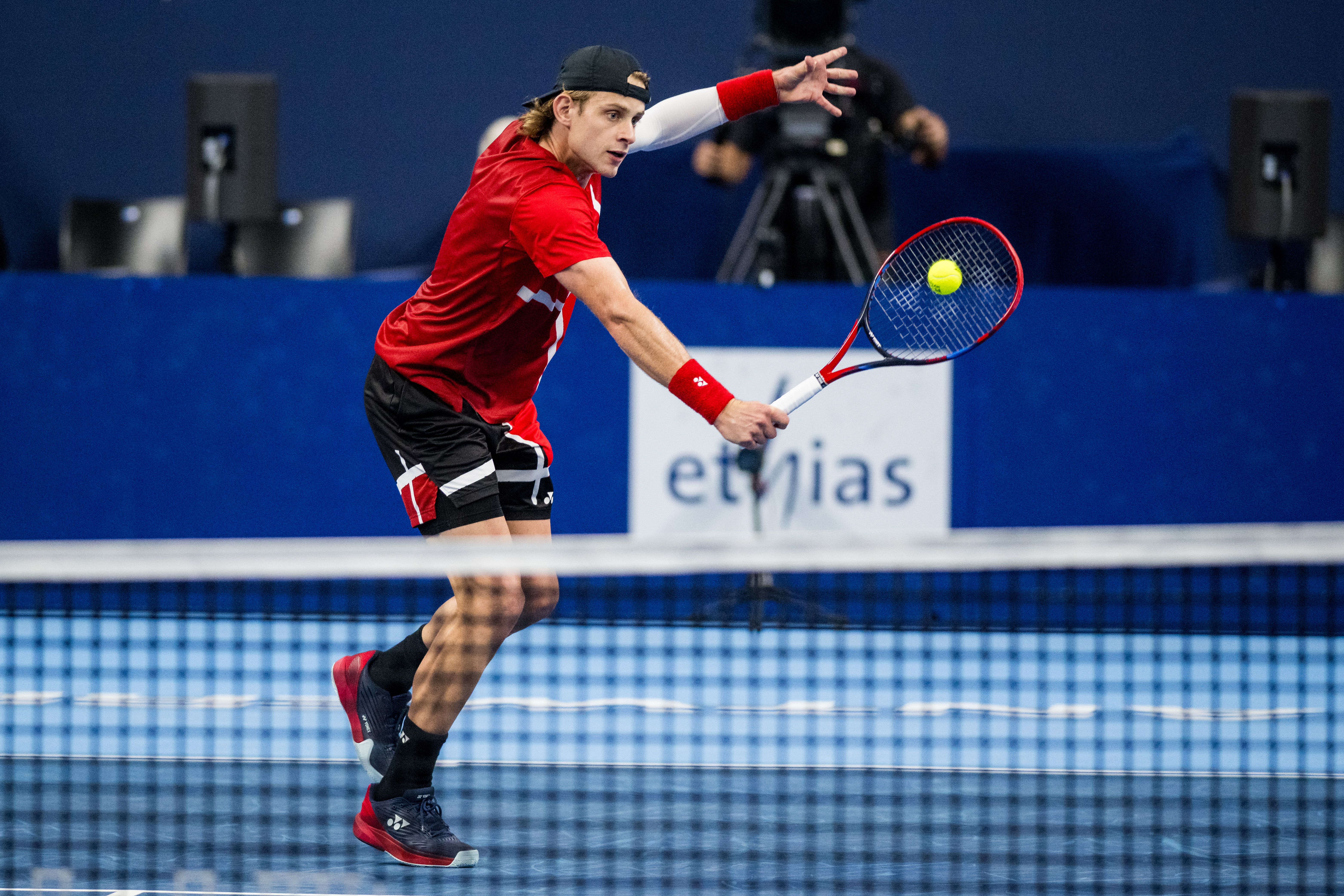 Belgian Zizou Bergs pictured in action during a tennis match in the round of 16 of the singles competition at the ATP European Open Tennis tournament in Antwerp, Thursday 17 October 2024. BELGA PHOTO JASPER JACOBS