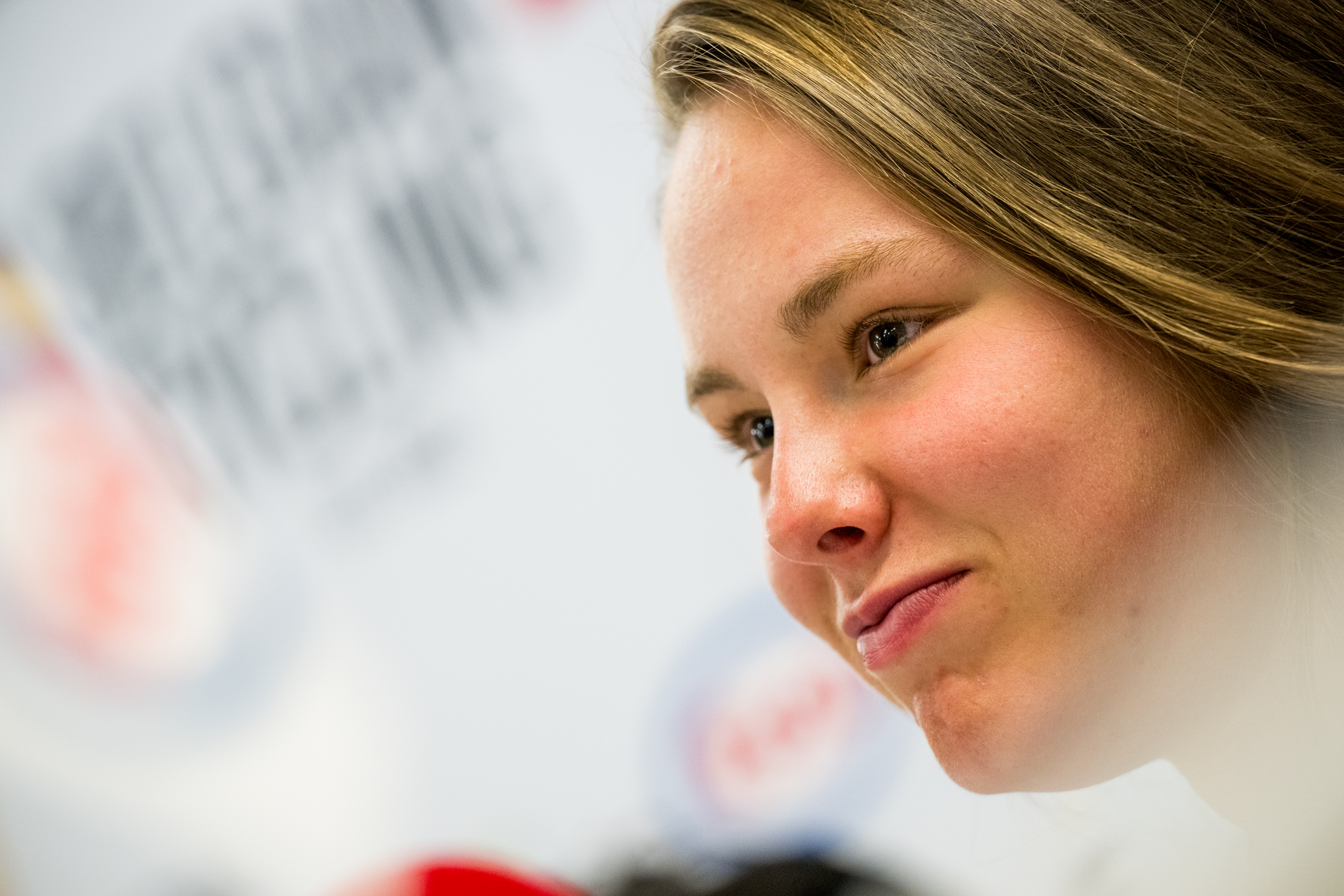 Belgian Julie de Wilde talks to the press during a press conference of the Belgian team ahead of Sunday's time trial race at the 2024 UCI Road and Para-Cycling Road World Championships, Friday 20 September 2024, in Wetzikon, Switzerland. The Worlds are taking place from 21 to 29 September in Zurich, Switzerland. BELGA PHOTO JASPER JACOBS