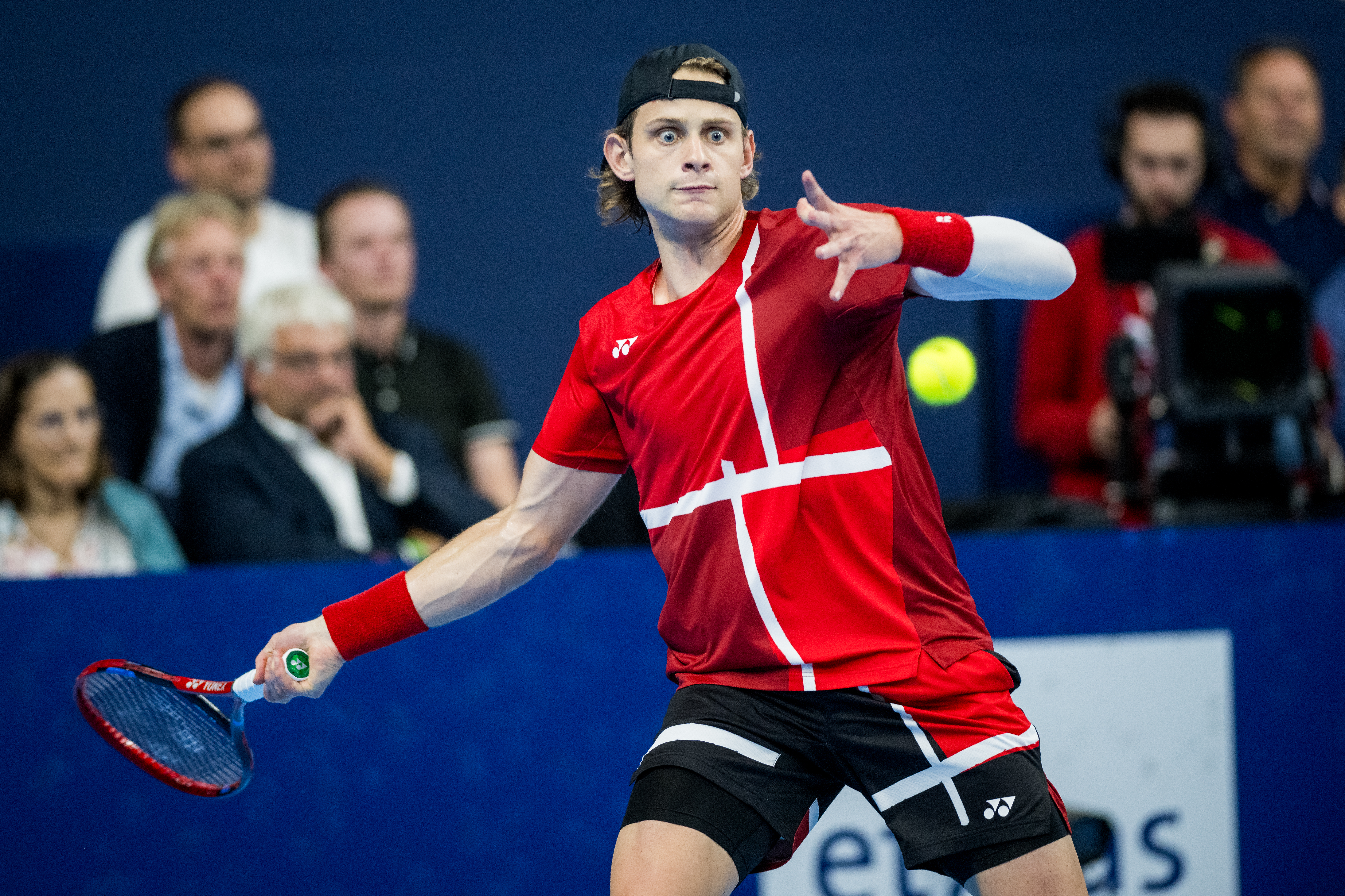 Belgian Zizou Bergs pictured in action during a tennis match in the round of 16 of the singles competition at the ATP European Open Tennis tournament in Antwerp, Thursday 17 October 2024. BELGA PHOTO JASPER JACOBS