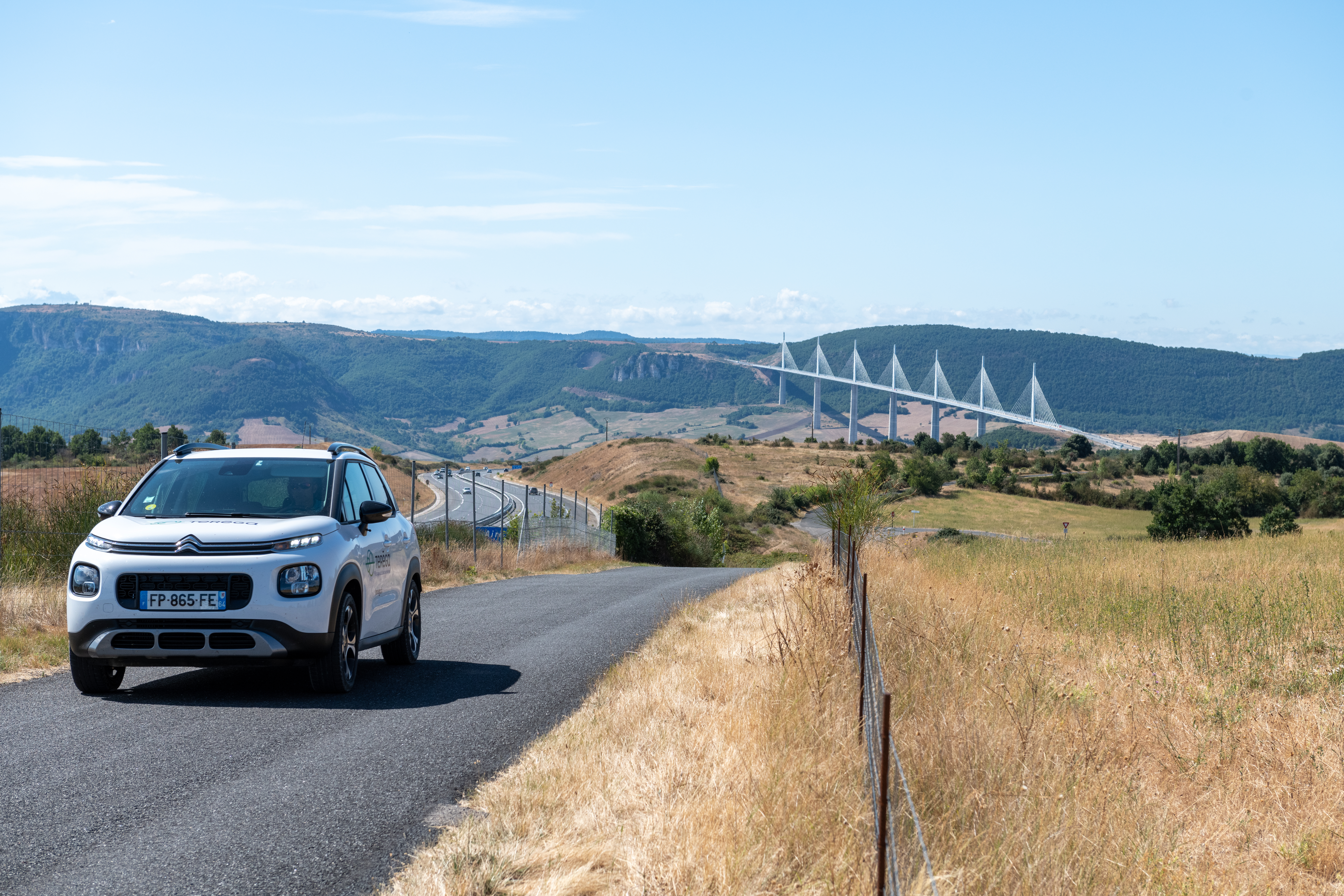Campagne vue pont Millau